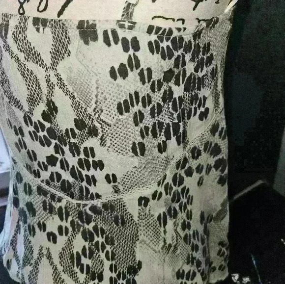 Express Womans Top Size XS - Picture 10 of 12